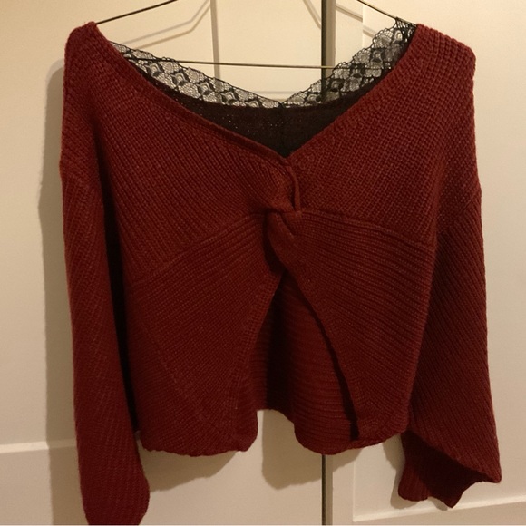 Cropped knit red top - Picture 2 of 3